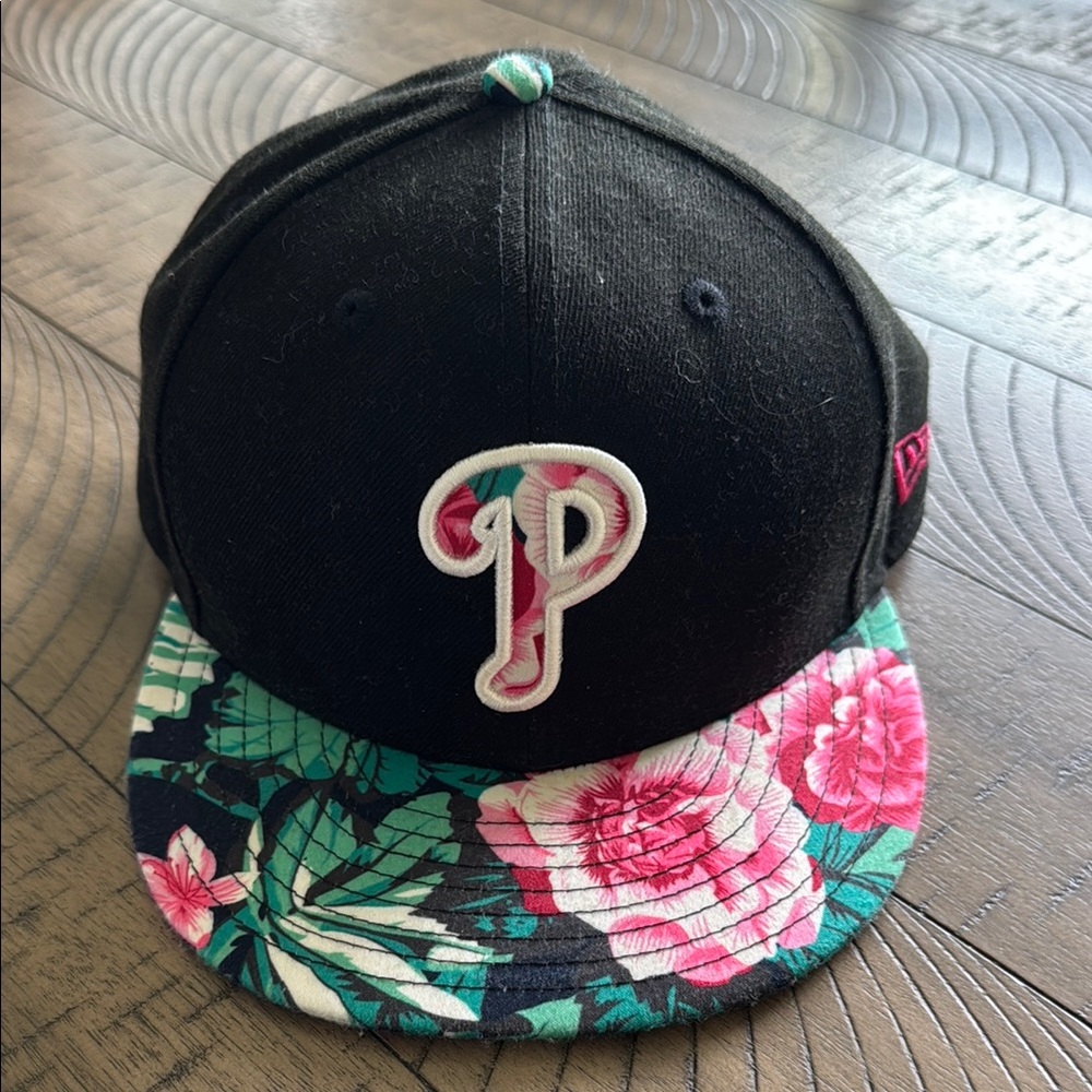 Philadelphia Phillies New Era Black and Pink Floral Snapback Hat